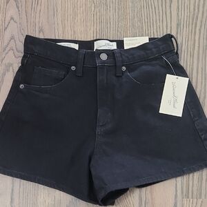 Universal Thread Black Jean Shorts High-Waisted Nwt